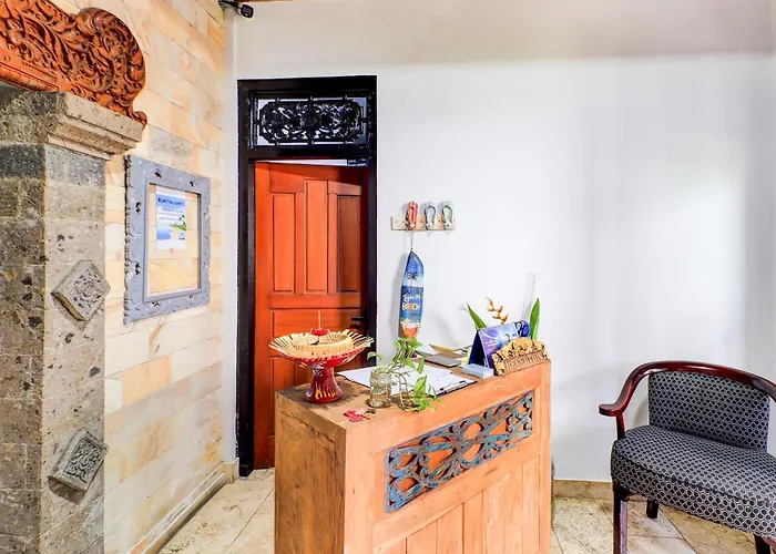 Hotel Collection O At Jalan Padma Near Legian